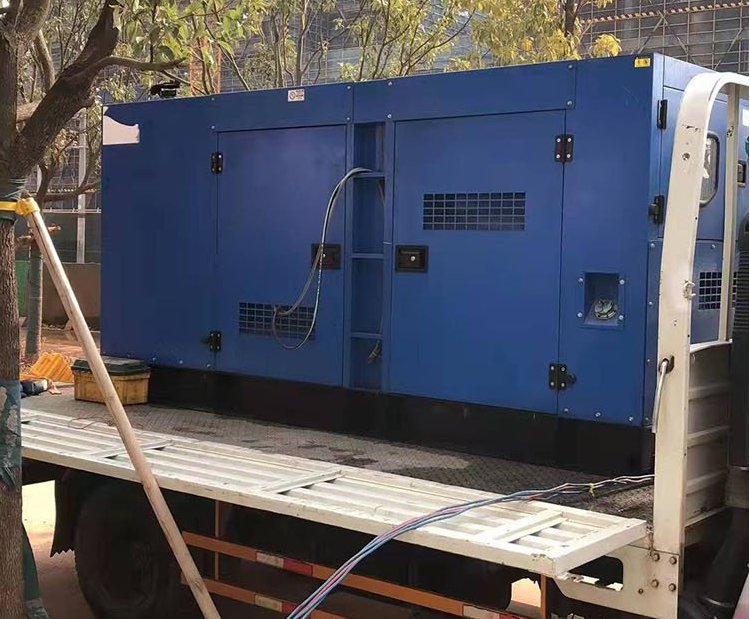 乌达柴油发电机组空气滤清器多久更换一次？