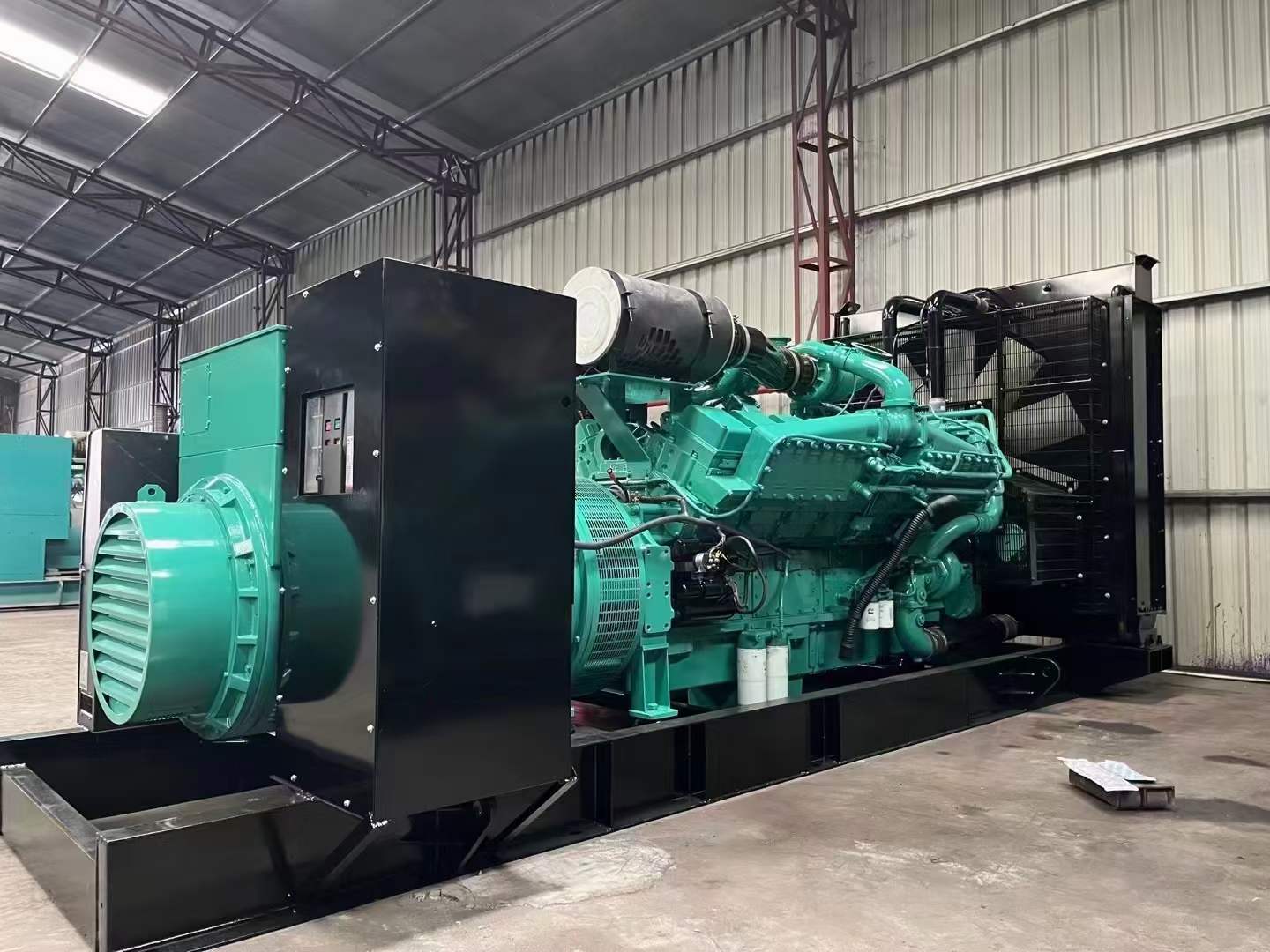 乌达如何降低 800kW 柴油发电机输出电流的波动？