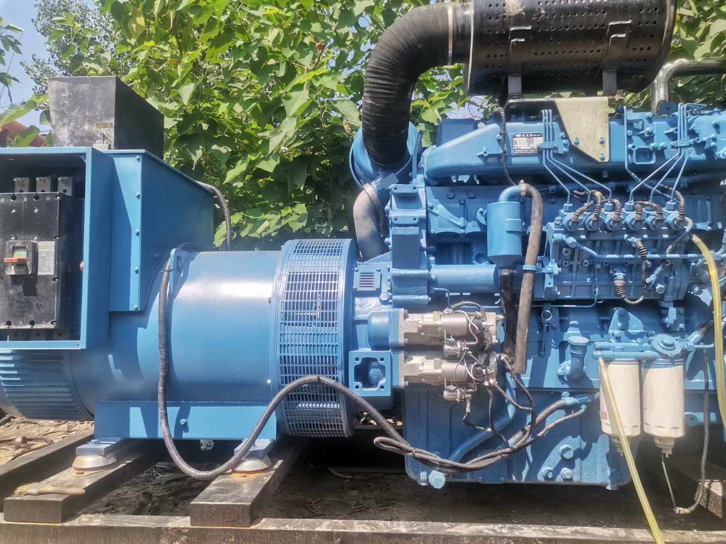 乌达详细说明降低 800kW 柴油发电机输出电流波动的方法