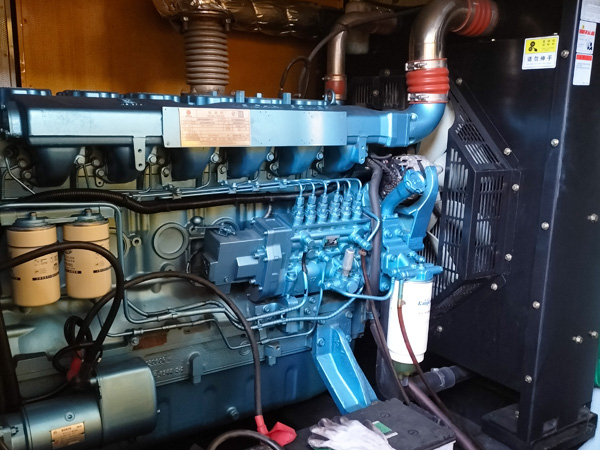 乌达磷酸铁锂蓄电池的使用寿命与哪些因素有关？